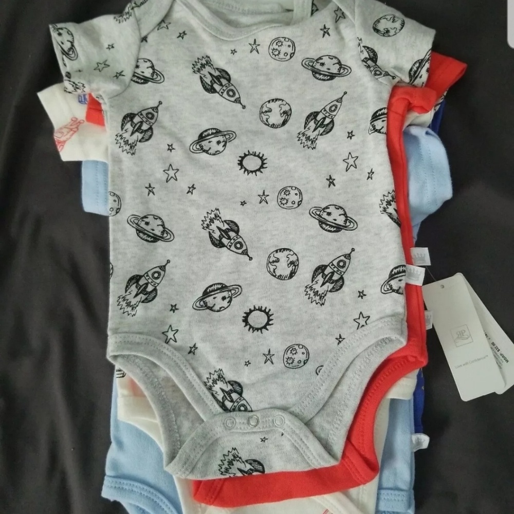 6-9 month boys bodysuits 5 pack NWT